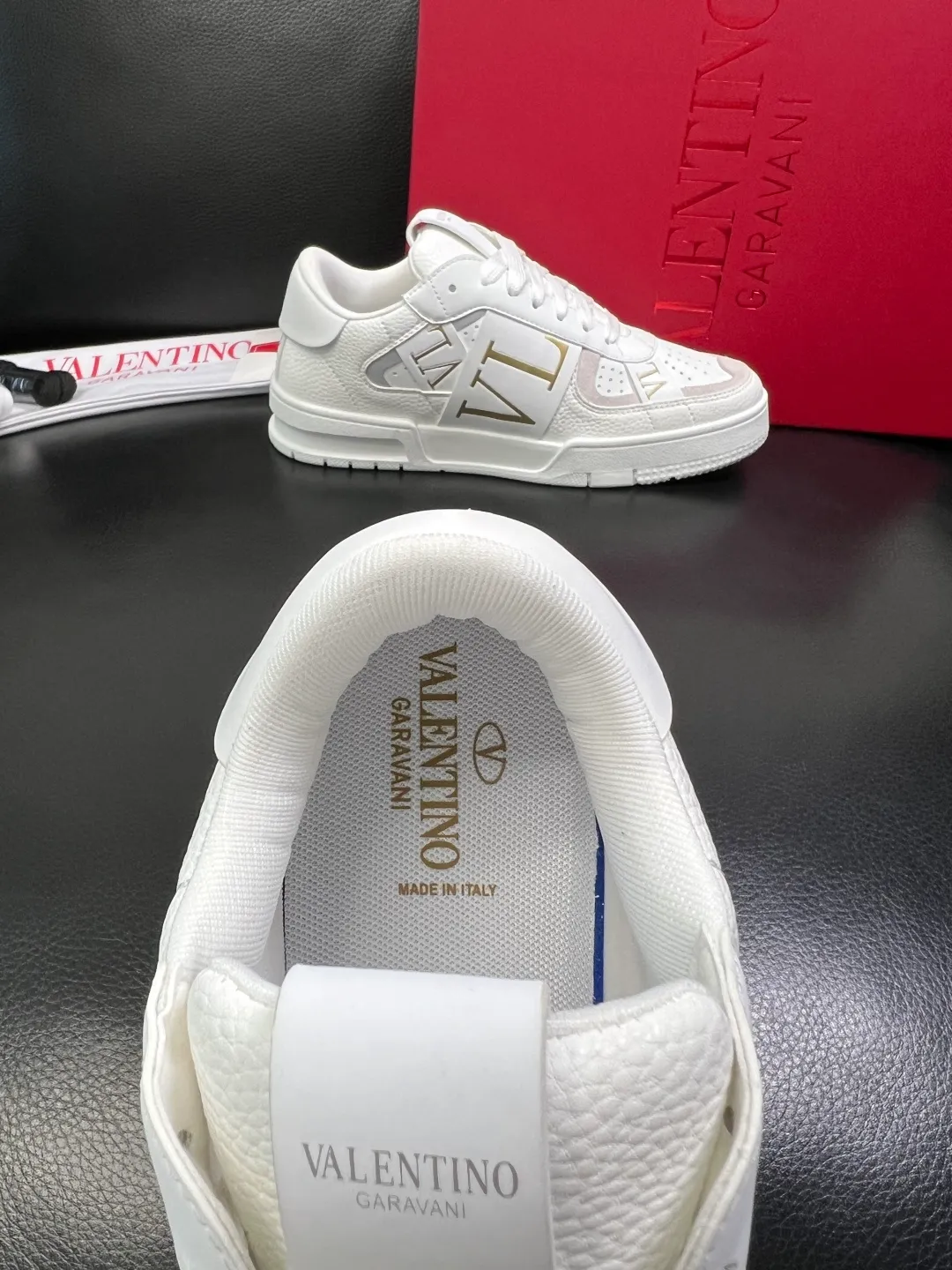 Men's shoes 💰660 VALENTINO High quality top craftsmanship Valentino, sports sneakers counter synchronization, uppers imported from Italy, high-quality splicing colorful complex crafts, imported cowhide lining soft and comfortable, soles: original soles specially provided by the original factory, T men's shoes 💰U exclusive movable molded soles super comfortable, original factory and single goods, welcome to compare, couple size 39-44 (customized 45)
